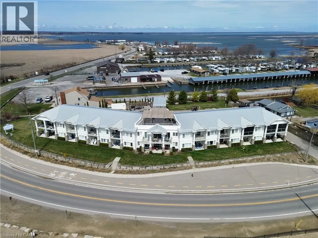 12 Erie Boulevard Long Point ON N0E 1M0