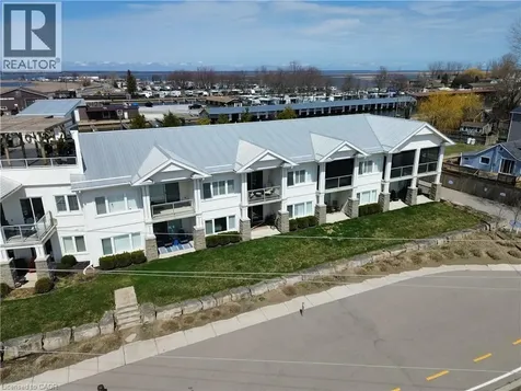 12 Erie Boulevard Long Point ON N0E 1M0