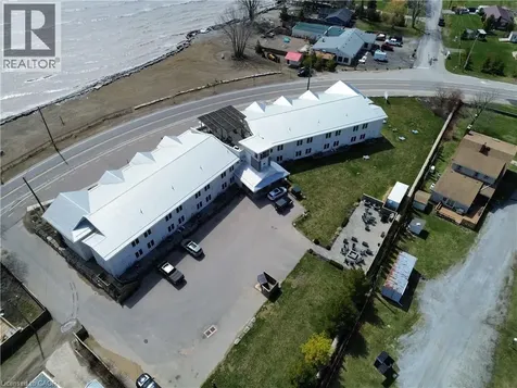 12 Erie Boulevard Long Point ON N0E 1M0
