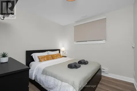 148 Mosley Street Wasaga Beach ON L9Z 2K1