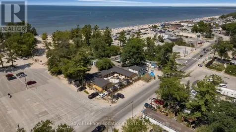 148 Mosley Street Wasaga Beach ON L9Z 2K1