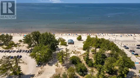 148 Mosley Street Wasaga Beach ON L9Z 2K1