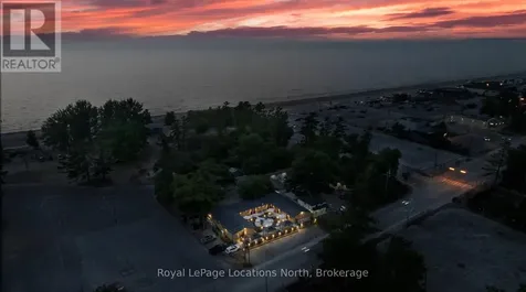148 Mosley Street Wasaga Beach ON L9Z 2K1