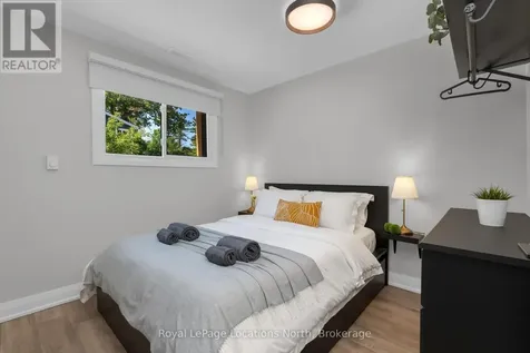 148 Mosley Street Wasaga Beach ON L9Z 2K1