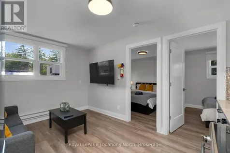 148 Mosley Street Wasaga Beach ON L9Z 2K1