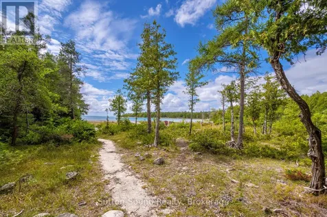 682 Dorcas Bay Road Northern Bruce Peninsula ON N0H 2R0