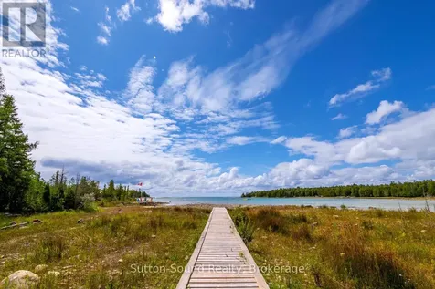 682 Dorcas Bay Road Northern Bruce Peninsula ON N0H 2R0