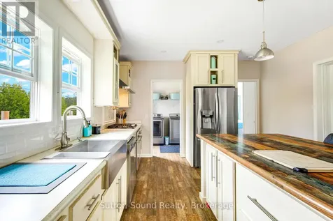 682 Dorcas Bay Road Northern Bruce Peninsula ON N0H 2R0