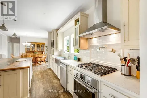682 Dorcas Bay Road Northern Bruce Peninsula ON N0H 2R0
