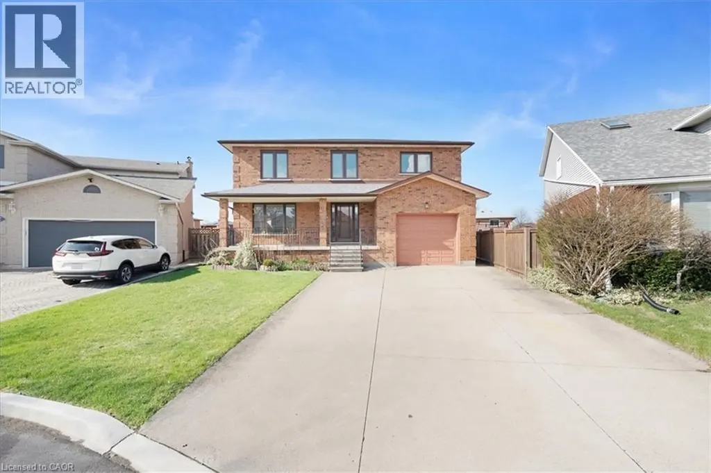 18 Marcel Place Hamilton ON L9B 1W3