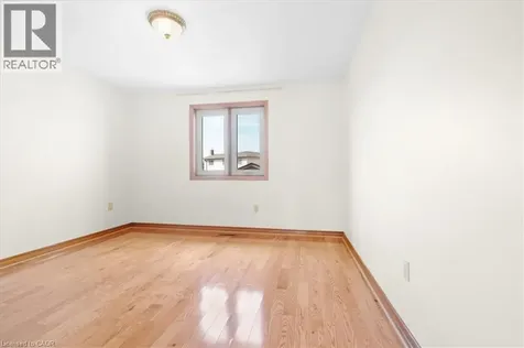 18 Marcel Place Hamilton ON L9B 1W3