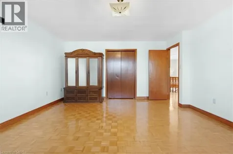 18 Marcel Place Hamilton ON L9B 1W3