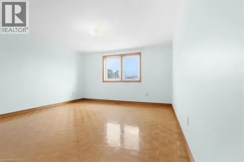 18 Marcel Place Hamilton ON L9B 1W3