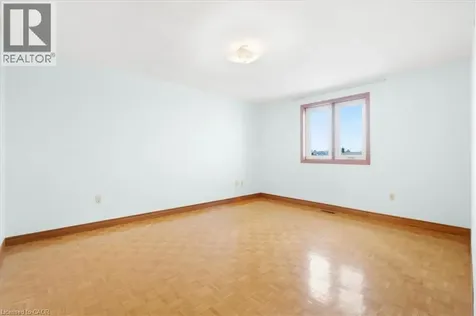 18 Marcel Place Hamilton ON L9B 1W3