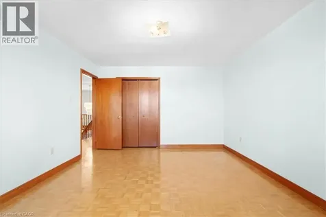 18 Marcel Place Hamilton ON L9B 1W3