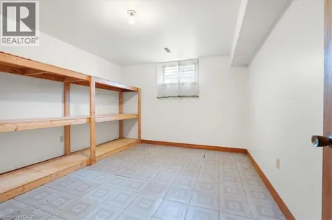 18 Marcel Place Hamilton ON L9B 1W3
