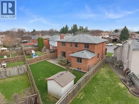 18 Marcel Place Hamilton ON L9B 1W3