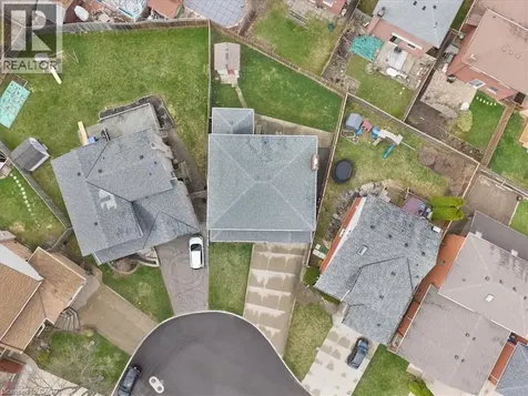 18 Marcel Place Hamilton ON L9B 1W3