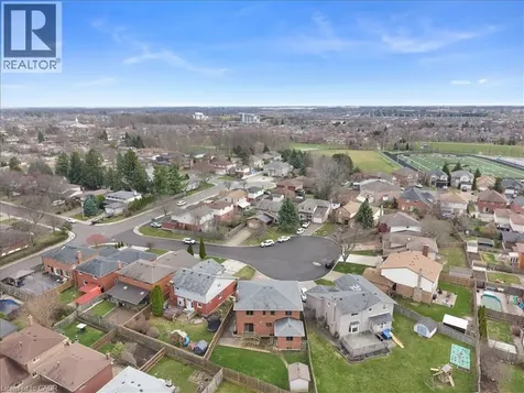18 Marcel Place Hamilton ON L9B 1W3