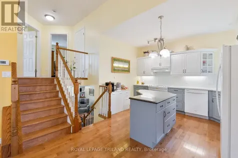 87 Pine Valley Drive St. Thomas ON N5P 1E2