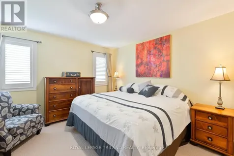 87 Pine Valley Drive St. Thomas ON N5P 1E2