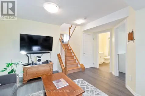 87 Pine Valley Drive St. Thomas ON N5P 1E2