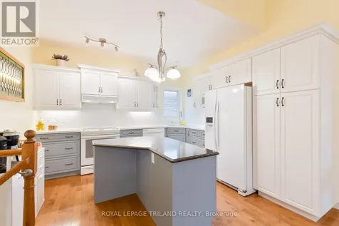 87 Pine Valley Drive St. Thomas ON N5P 1E2