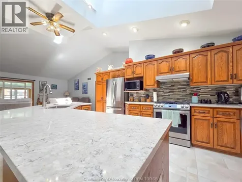 93 Gregory Drive Chatham ON N7L 0C9