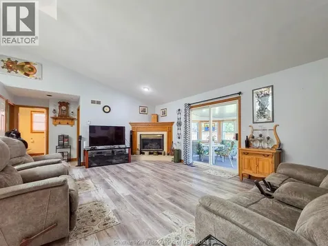 93 Gregory Drive Chatham ON N7L 0C9