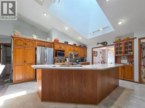 93 Gregory Drive Chatham ON N7L 0C9