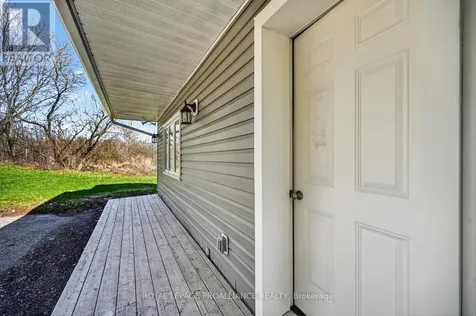 13 King Street Rideau Lakes ON K0E 1G0