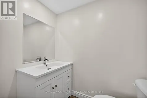 13 King Street Rideau Lakes ON K0E 1G0