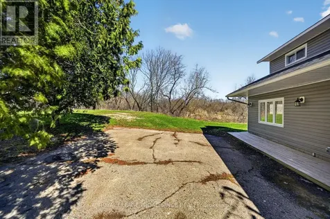 13 King Street Rideau Lakes ON K0E 1G0