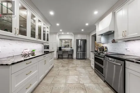 8 Cardwell Court Adjala-tosorontio ON L0G 1W0