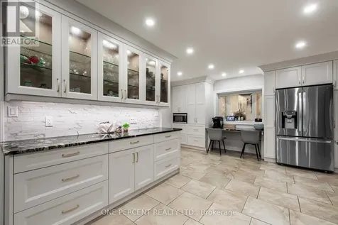 8 Cardwell Court Adjala-tosorontio ON L0G 1W0
