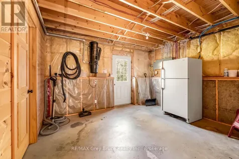 104 Maple Drive Northern Bruce Peninsula ON N0H 1Z0
