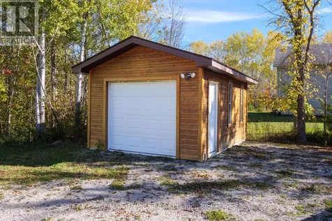 104 Maple Drive Northern Bruce Peninsula ON N0H 1Z0