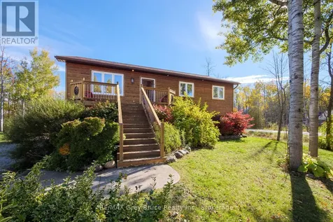 104 Maple Drive Northern Bruce Peninsula ON N0H 1Z0