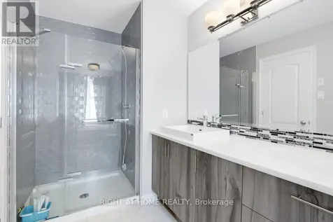 895 Antonio Farley Street Ottawa ON K4A 5K1