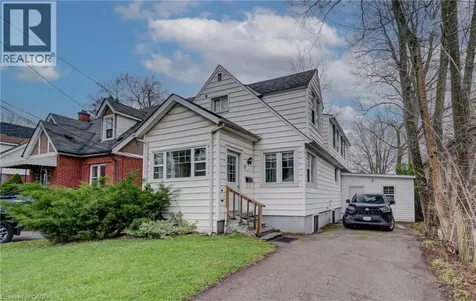 18 Norfolk Street North Hamilton ON L8S 3K1