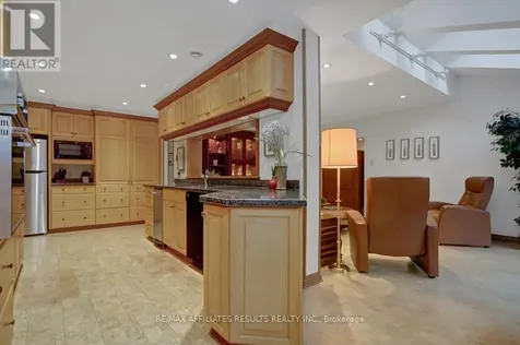 30 Pentland Crescent Ottawa ON K2K 1V5
