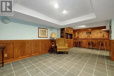 30 Pentland Crescent Ottawa ON K2K 1V5