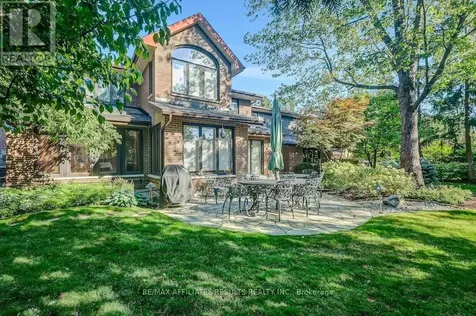 30 Pentland Crescent Ottawa ON K2K 1V5