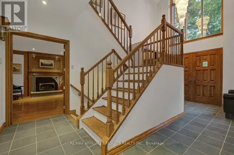 30 Pentland Crescent Ottawa ON K2K 1V5