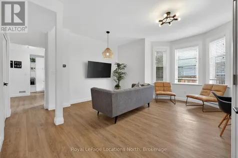363-361 Cedar Street Collingwood ON L9Y 3B2