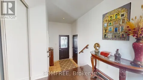 239 Hunterbrook Street Ottawa ON K2K 0E5