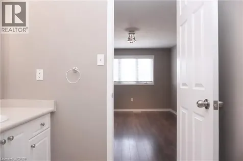 40 Madeleine Street Kitchener ON N2R 1V4