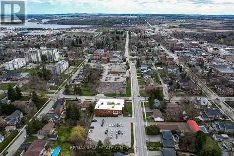 15 Elizabeth Street Orangeville ON L9W 3X3