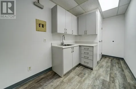 15 Elizabeth Street Orangeville ON L9W 3X3