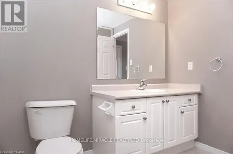 40 Madeleine Street Kitchener ON N2R 1V4